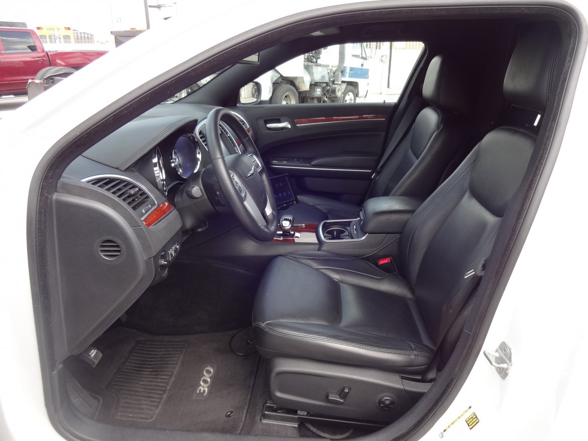 Photo of Limousine for sale: 2014 Chrysler 140 Inch Conversion 140" by Specialty Cpnversions SPV