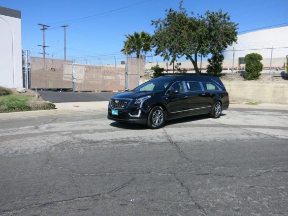 2023 Cadillac XT5 Renaissance Funeral for Sale in Carson, CA - Photo 2