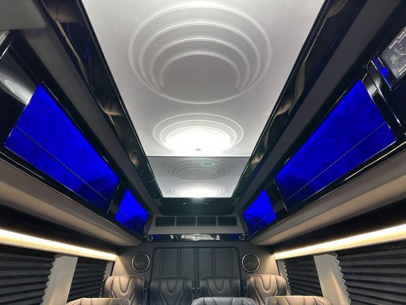 2022 Mercedes-Benz 3500 Sprinter Shuttle Sprinter for Sale in Carson, CA - Photo 3