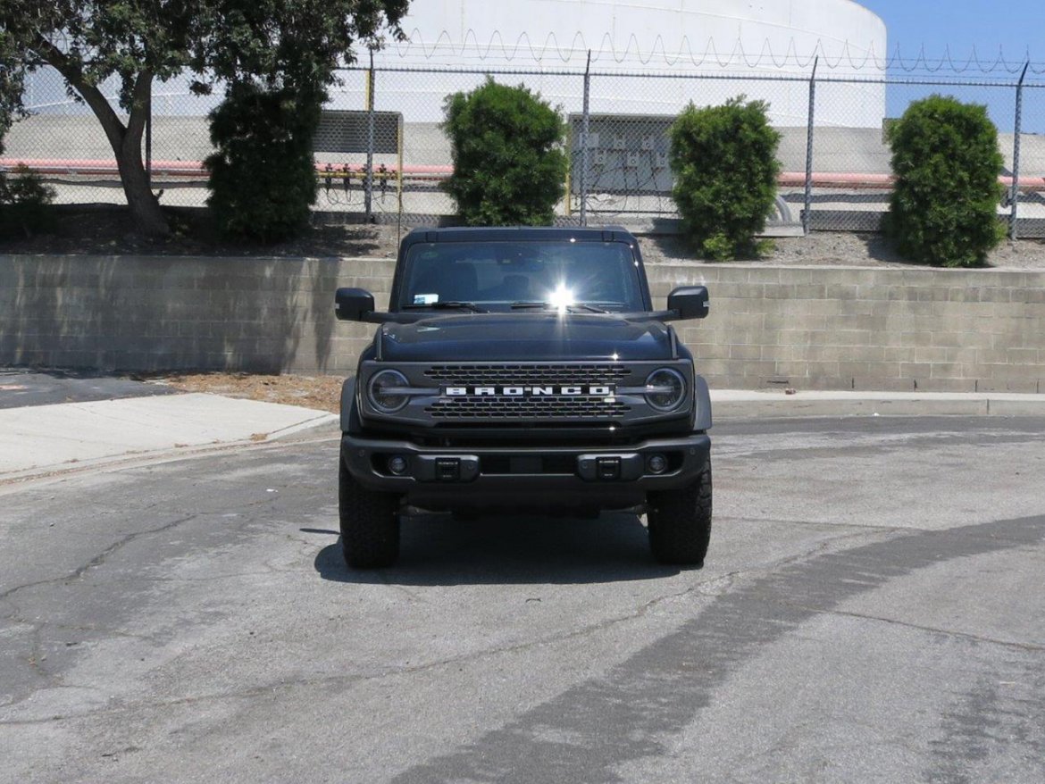 SUV for Sale in Carson, CA - Photo 2