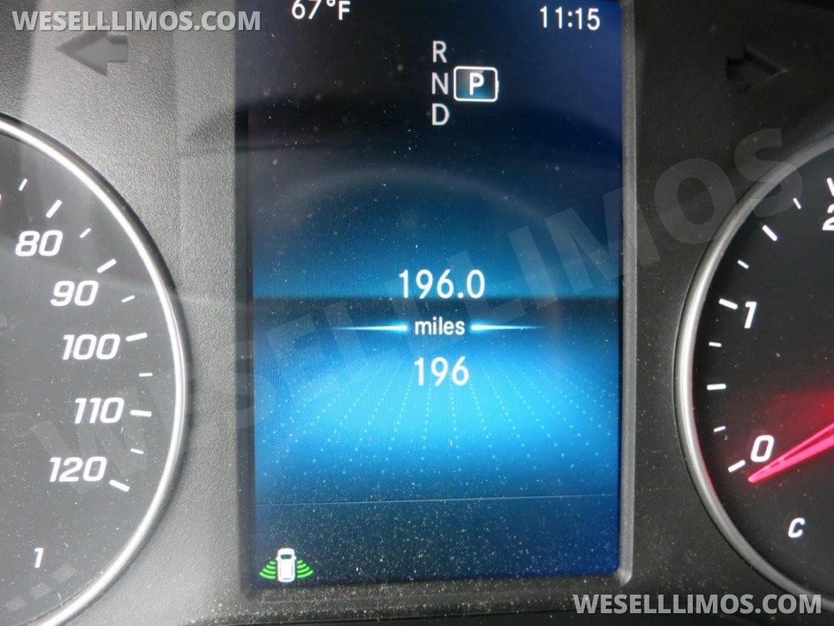 Photo of Sprinter for sale: 2022 Mercedes-Benz 3500 Sprinter Limousine 170" by Climb Coachworks