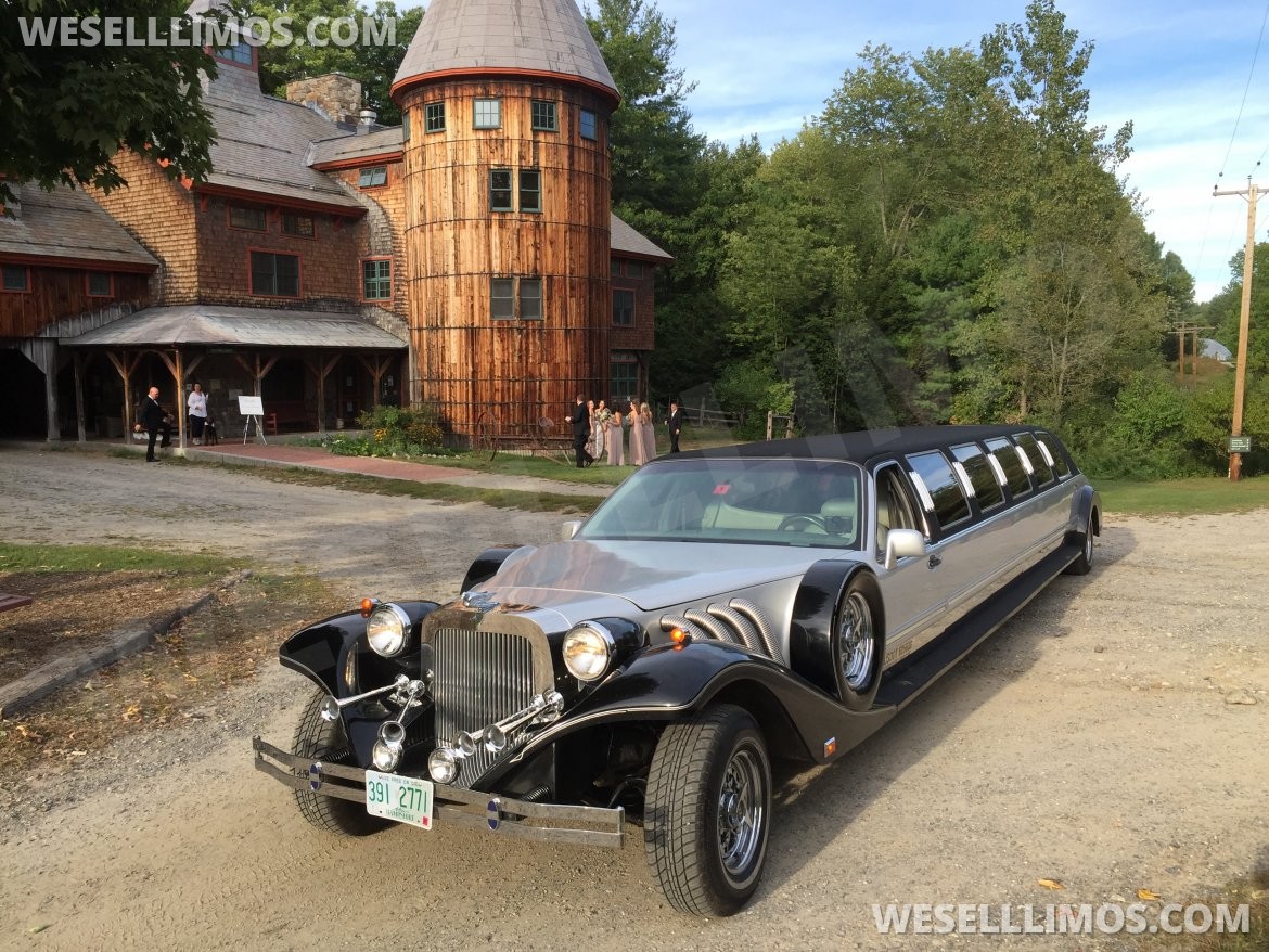 Used 1996 Lincoln Town Car Excalibur Limousine for sale in Swanzey, NH WS16575 We Sell Limos