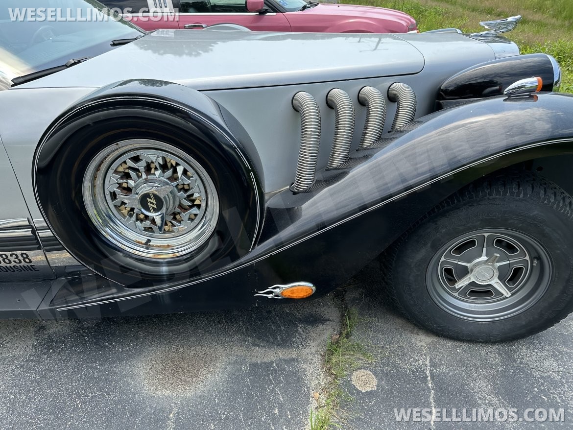 Used 1996 Lincoln Town Car Excalibur Limousine for sale in Swanzey, NH WS16575 We Sell Limos