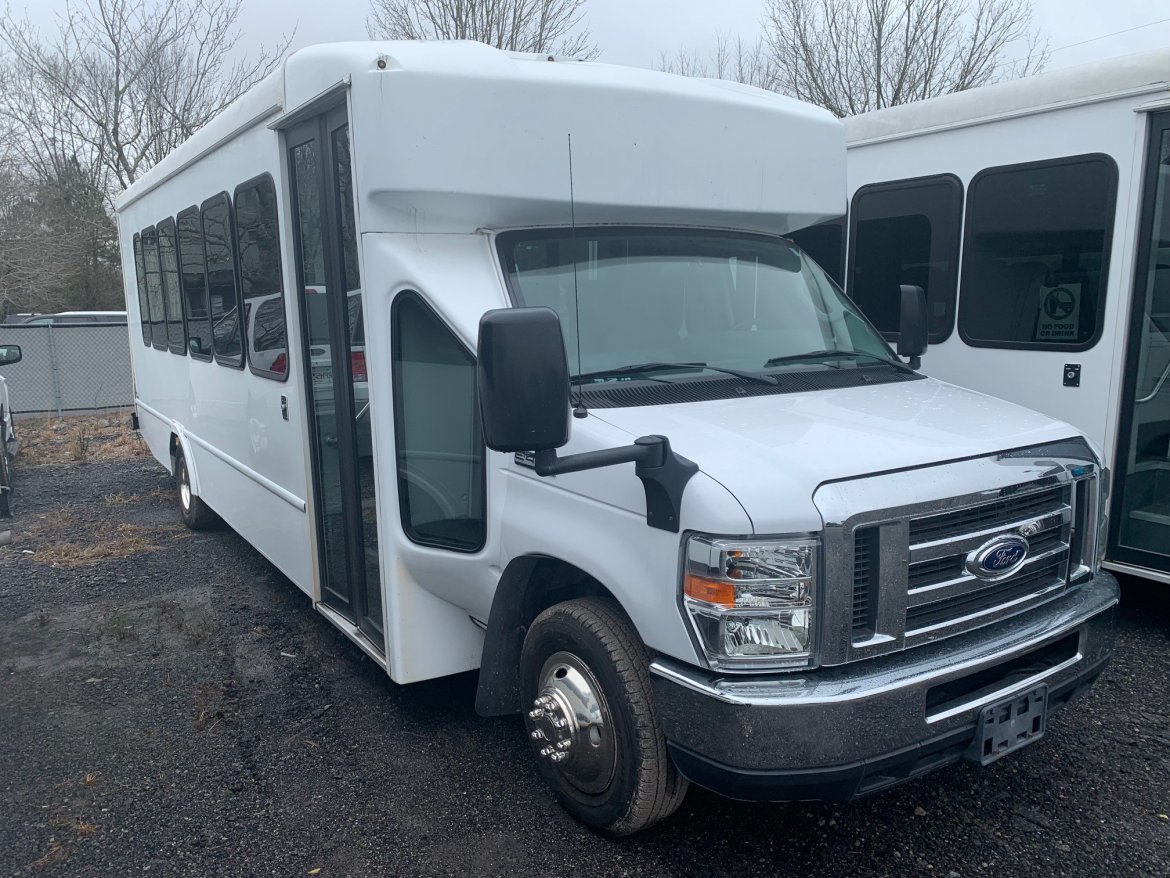 Shuttle Bus for sale: 2017 Ford E450 275&quot; by Turtle Top