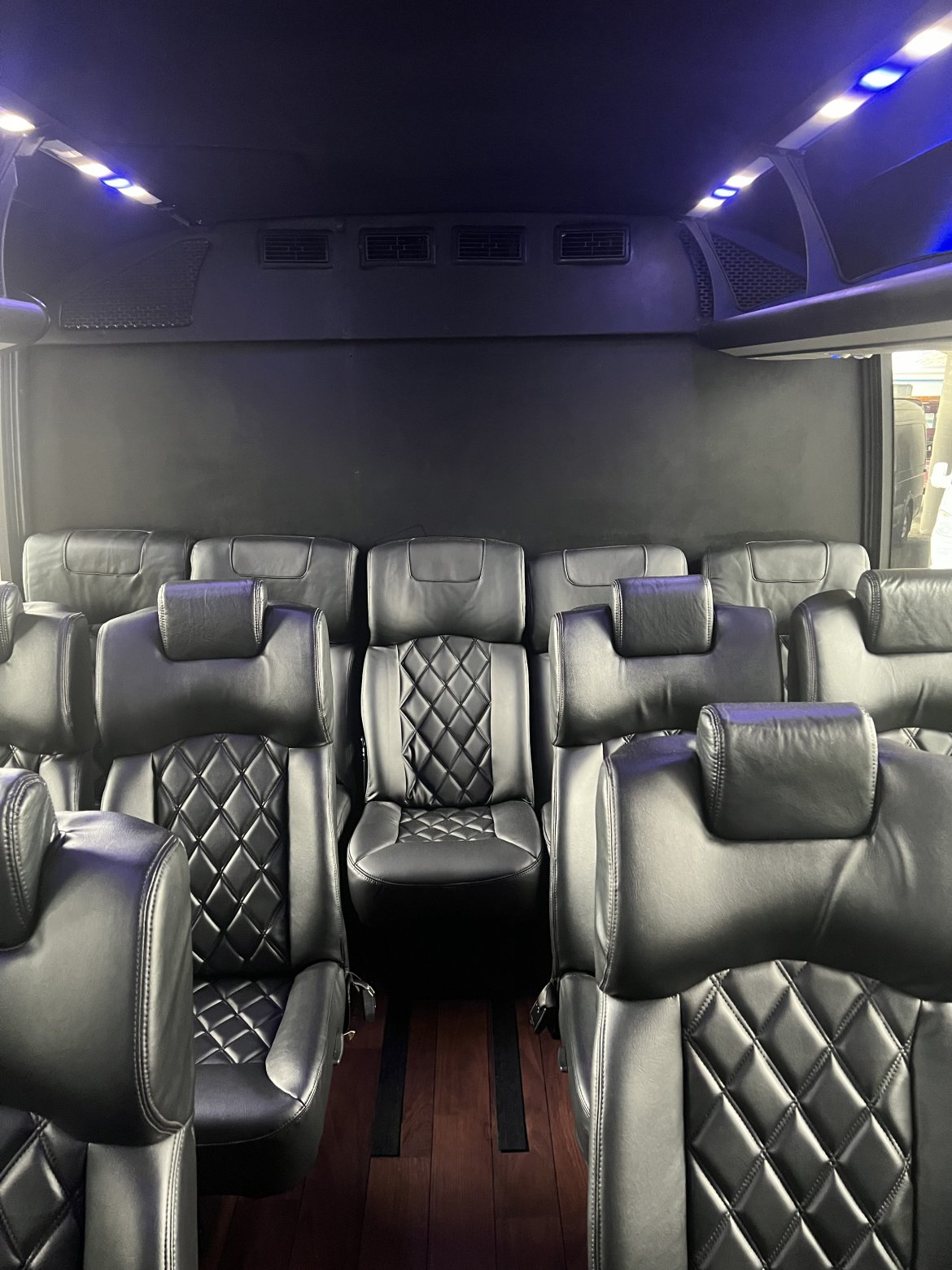 Executive Shuttle for Sale in Hillside, NJ - Photo 28