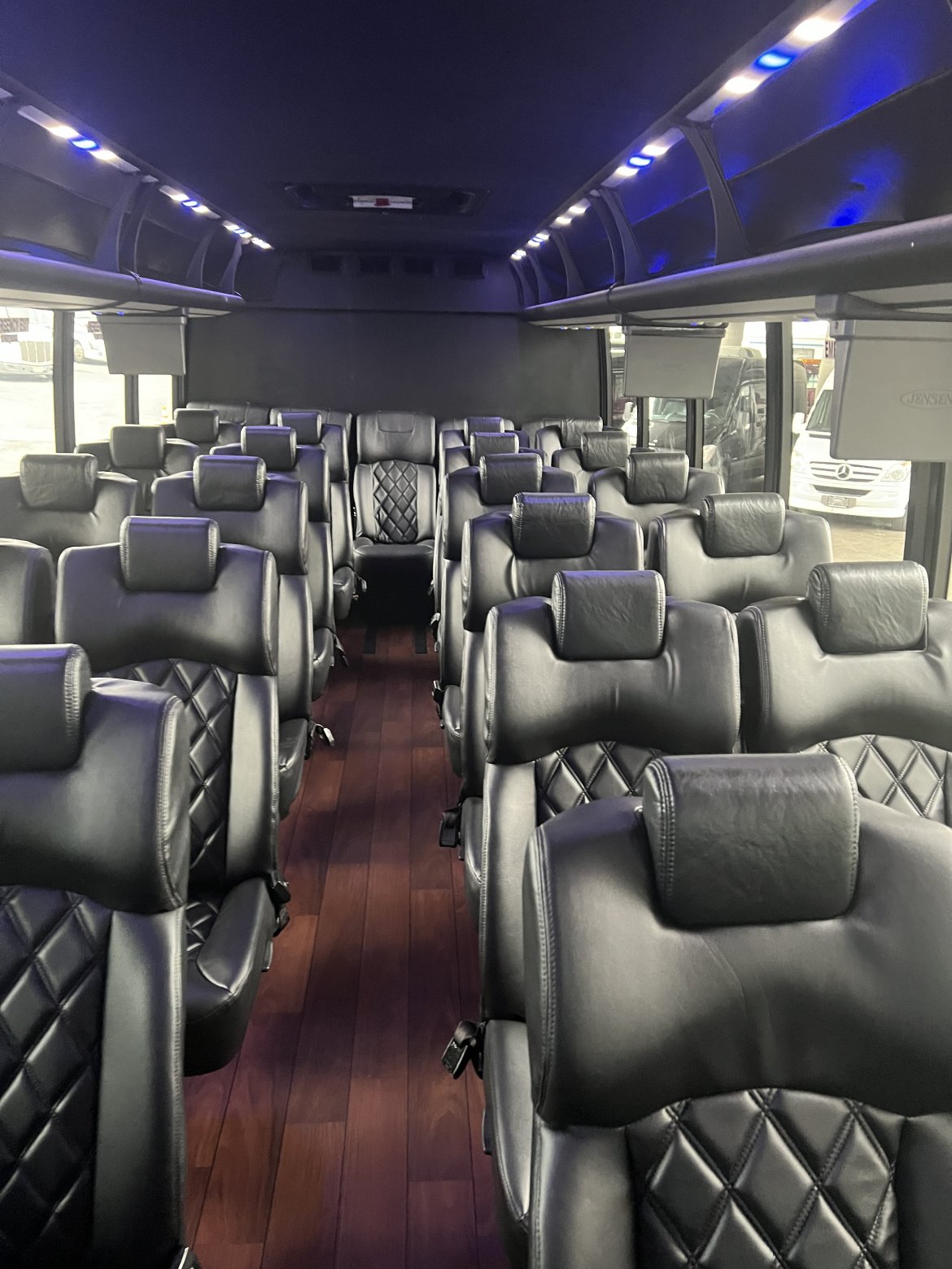Executive Shuttle for Sale in Hillside, NJ - Photo 7