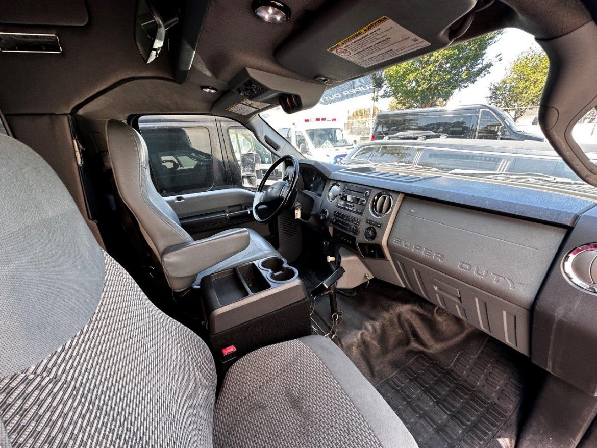 Executive Shuttle for Sale in Carson, CA - Photo 9