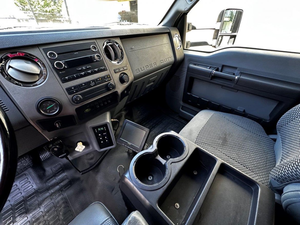Executive Shuttle for Sale in Carson, CA - Photo 12
