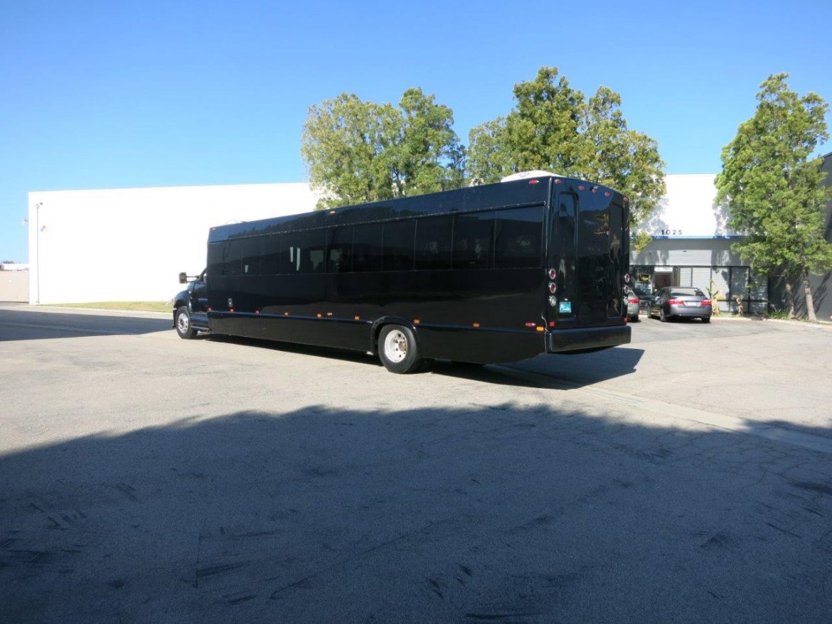 Executive Shuttle for Sale in Carson, CA - Photo 18