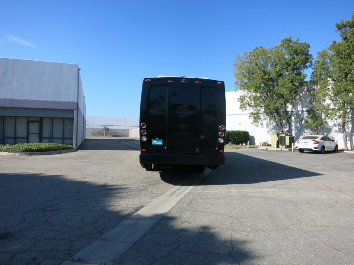 Executive Shuttle for Sale in Carson, CA - Photo 20