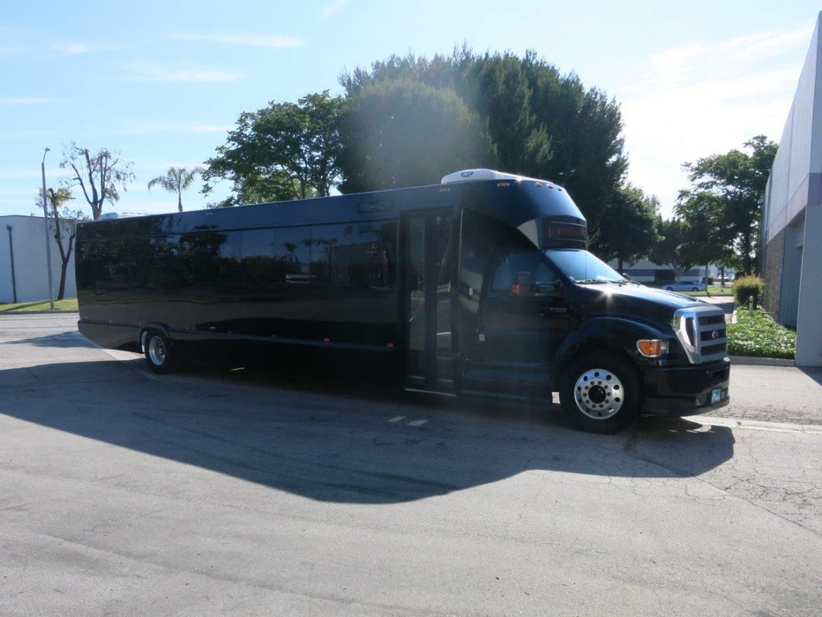 Executive Shuttle for Sale in Carson, CA - Photo 23