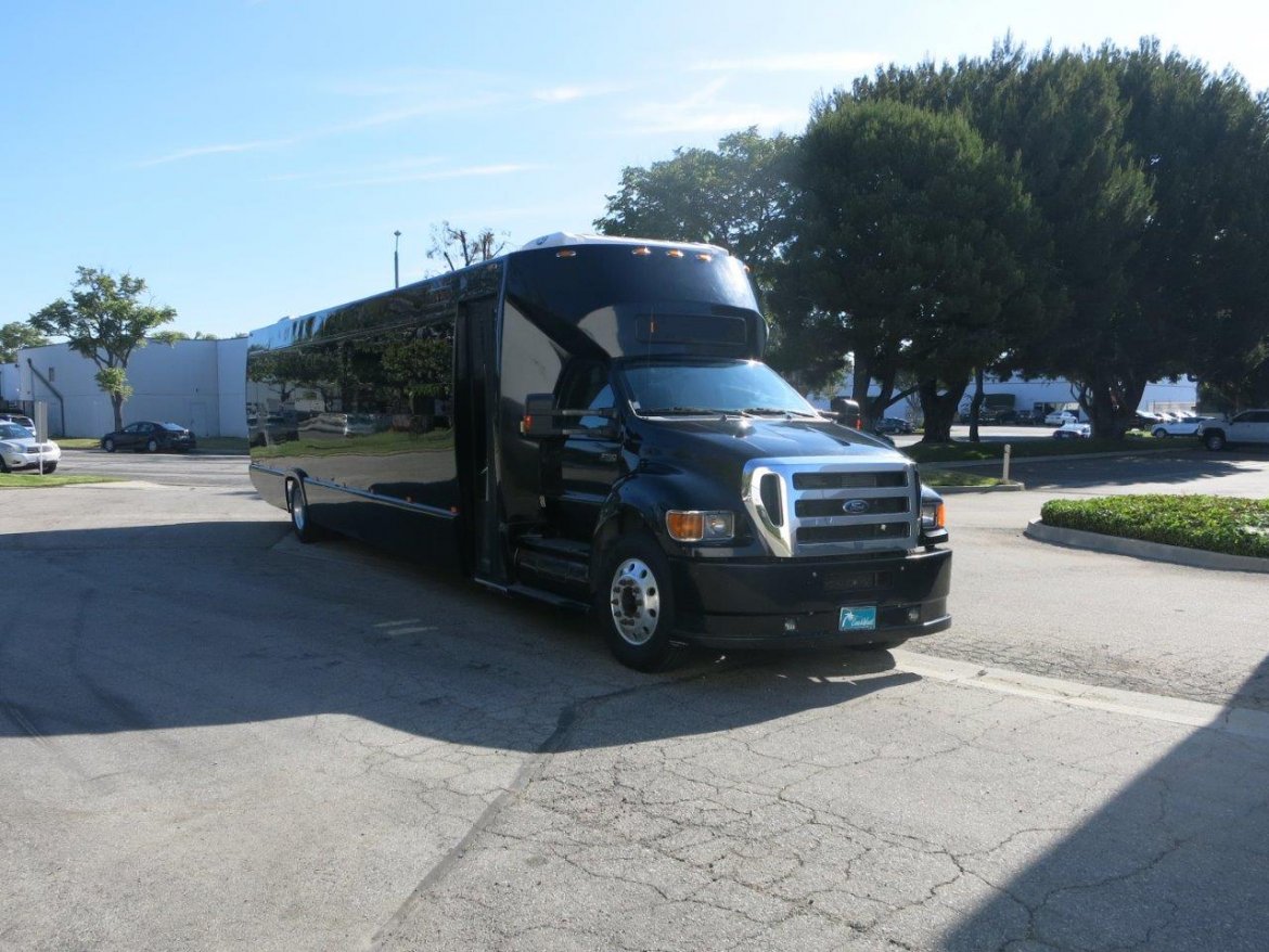 Executive Shuttle for Sale in Carson, CA - Photo 24