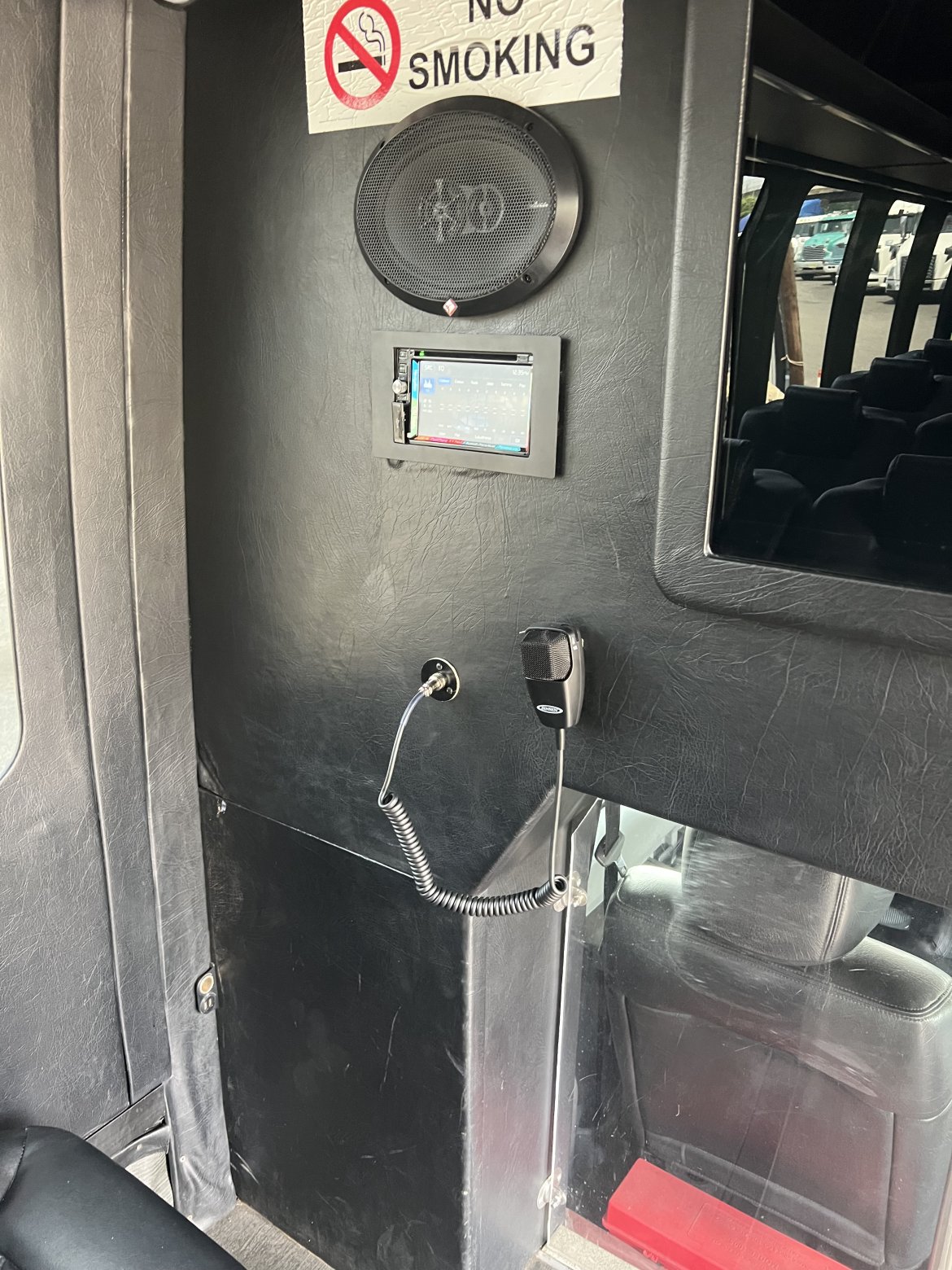 Executive Shuttle for Sale in Hillside, NJ - Photo 10