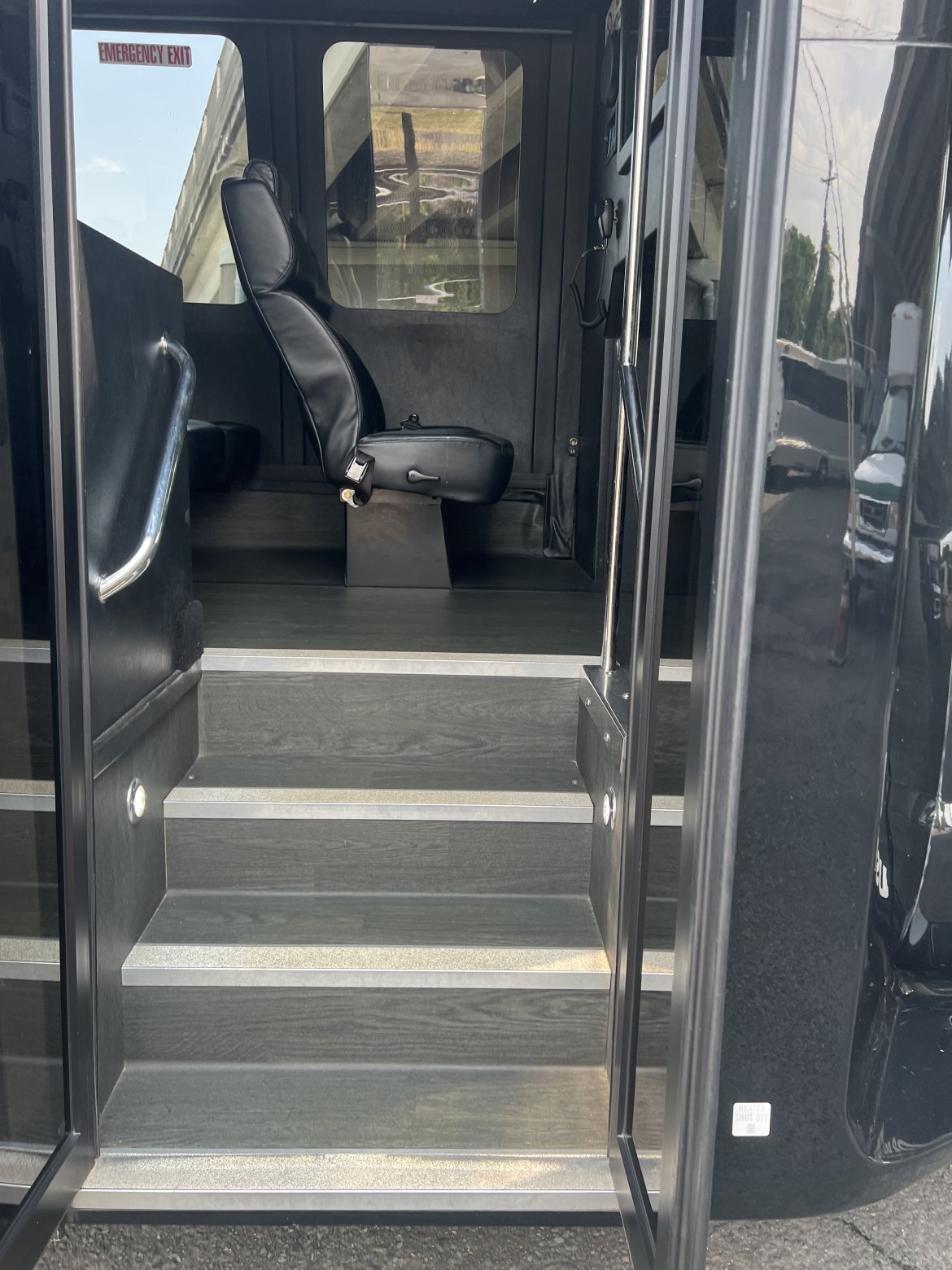 Executive Shuttle for Sale in Hillside, NJ - Photo 11