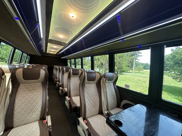2017 Ford F-550 30 Passenger Shuttle Shuttle Bus for Sale in Morganville, NJ - Photo 2