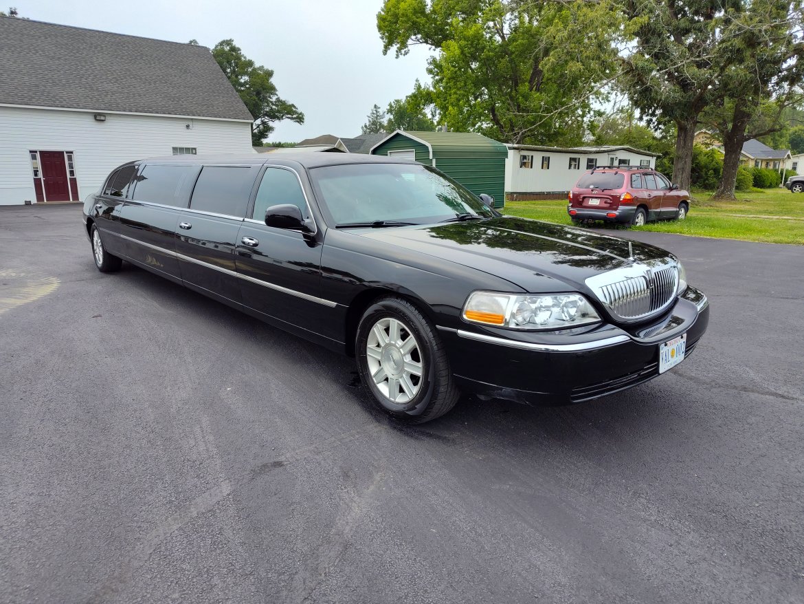 Limousine for Sale in Colonial Heights, VA - Photo 4