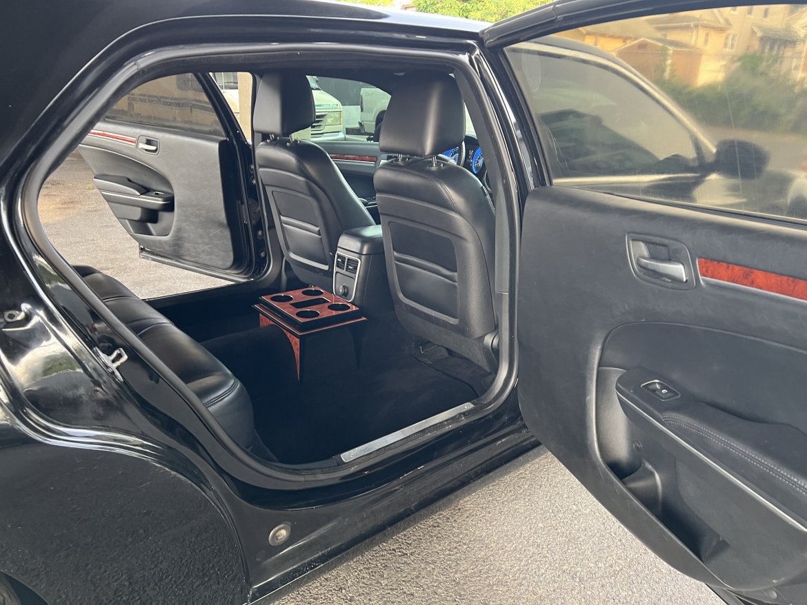 Sedan for Sale in Hillside, NJ - Photo 10