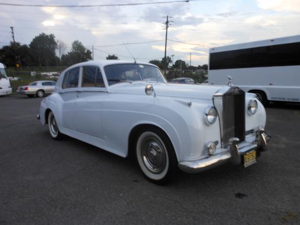 1960 Rolls-Royce Silver Cloud Antique for Sale in Hillside, NJ - Photo 2