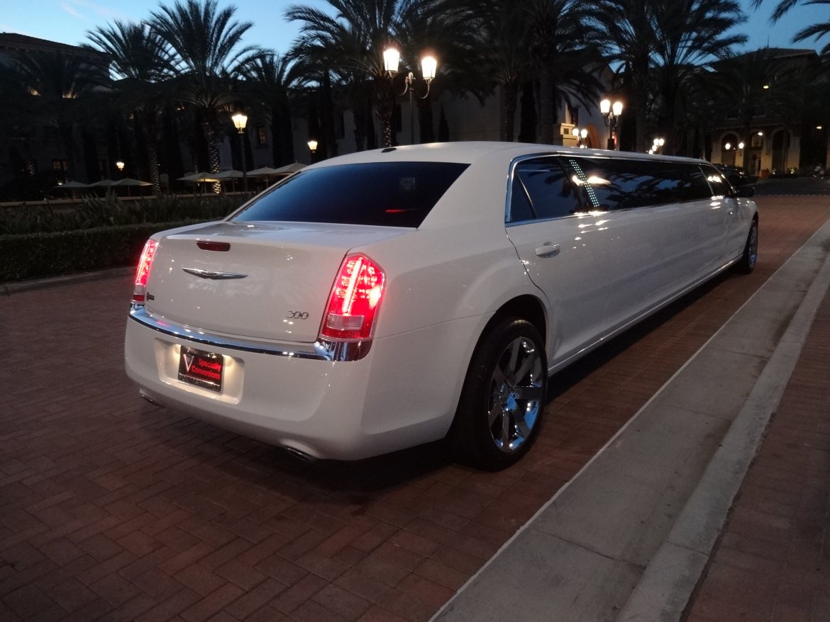 Photo of Limousine for sale: 2015 Chrysler 140 Inch Conversion 140&quot; by SPV Specialty Conversions