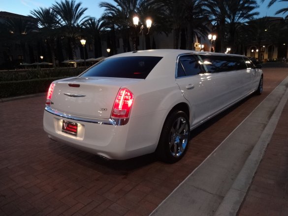 2015 Chrysler 140 Inch Conversion Limousine for Sale in Irvine, CA - Photo 3