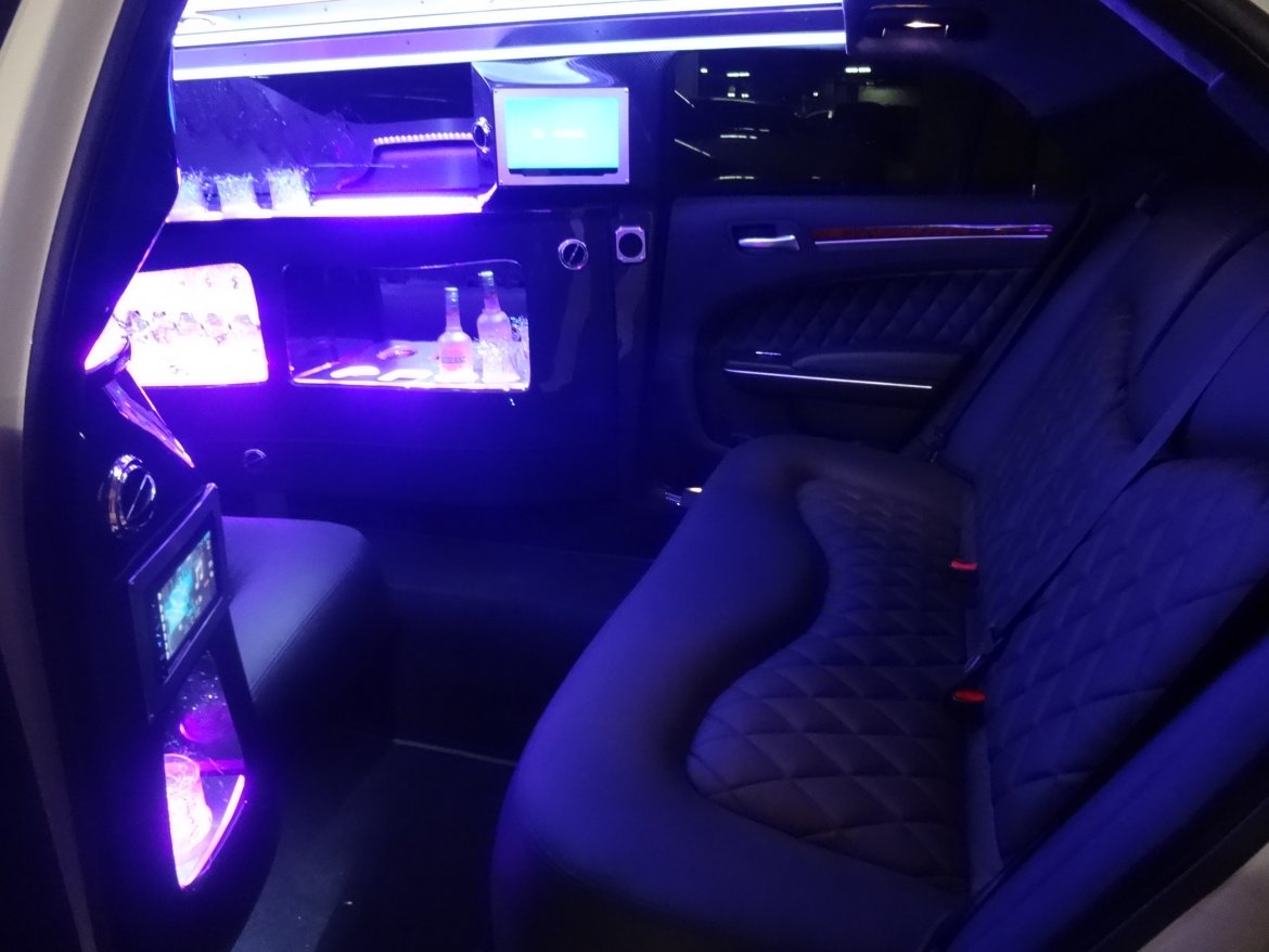 Photo of Limousine for sale: 2015 Chrysler 140 Inch Conversion 140&quot; by SPV Specialty Conversions