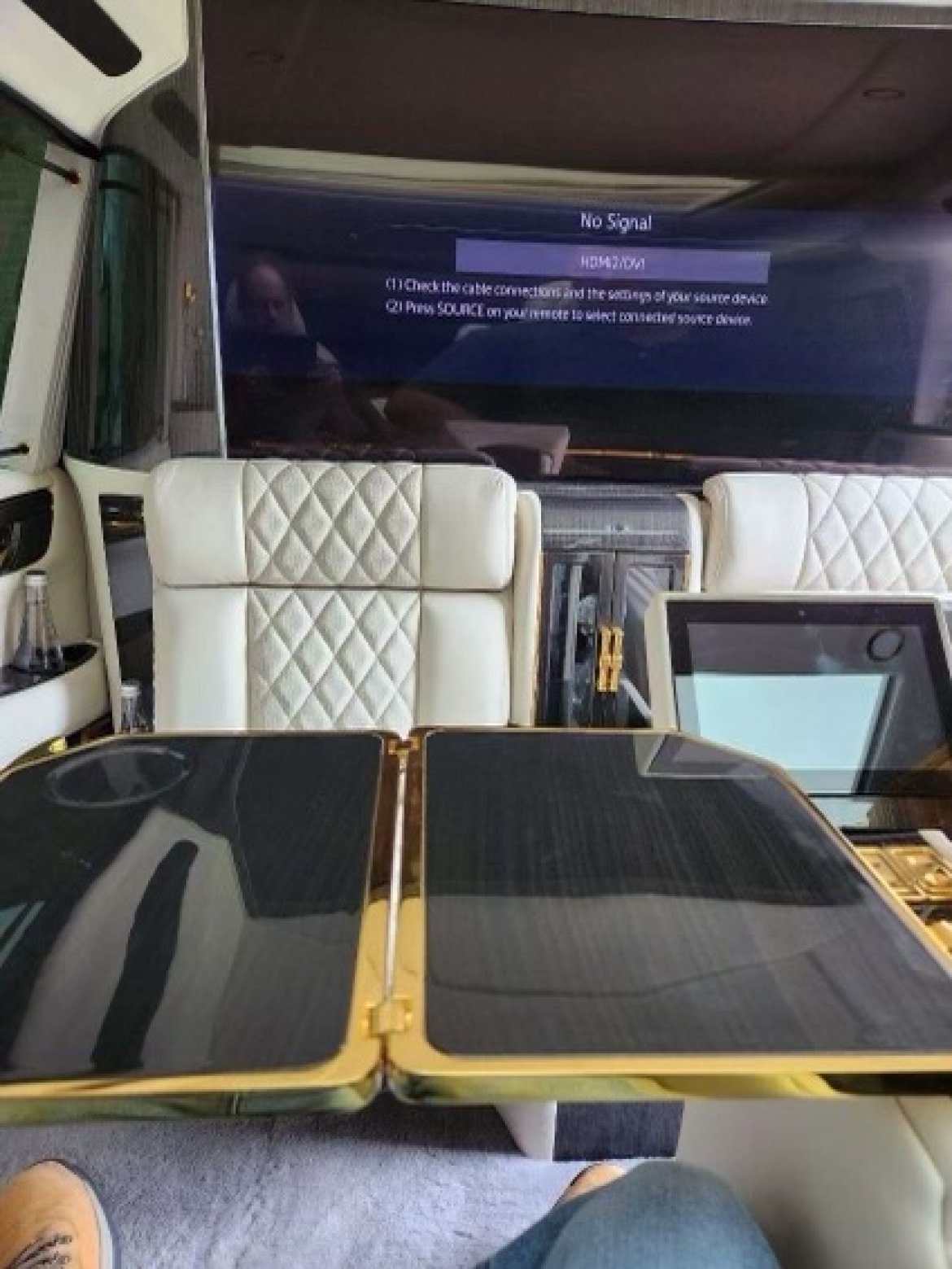 CEO SUV Mobile Office for Sale in Ontario, CA - Photo 12