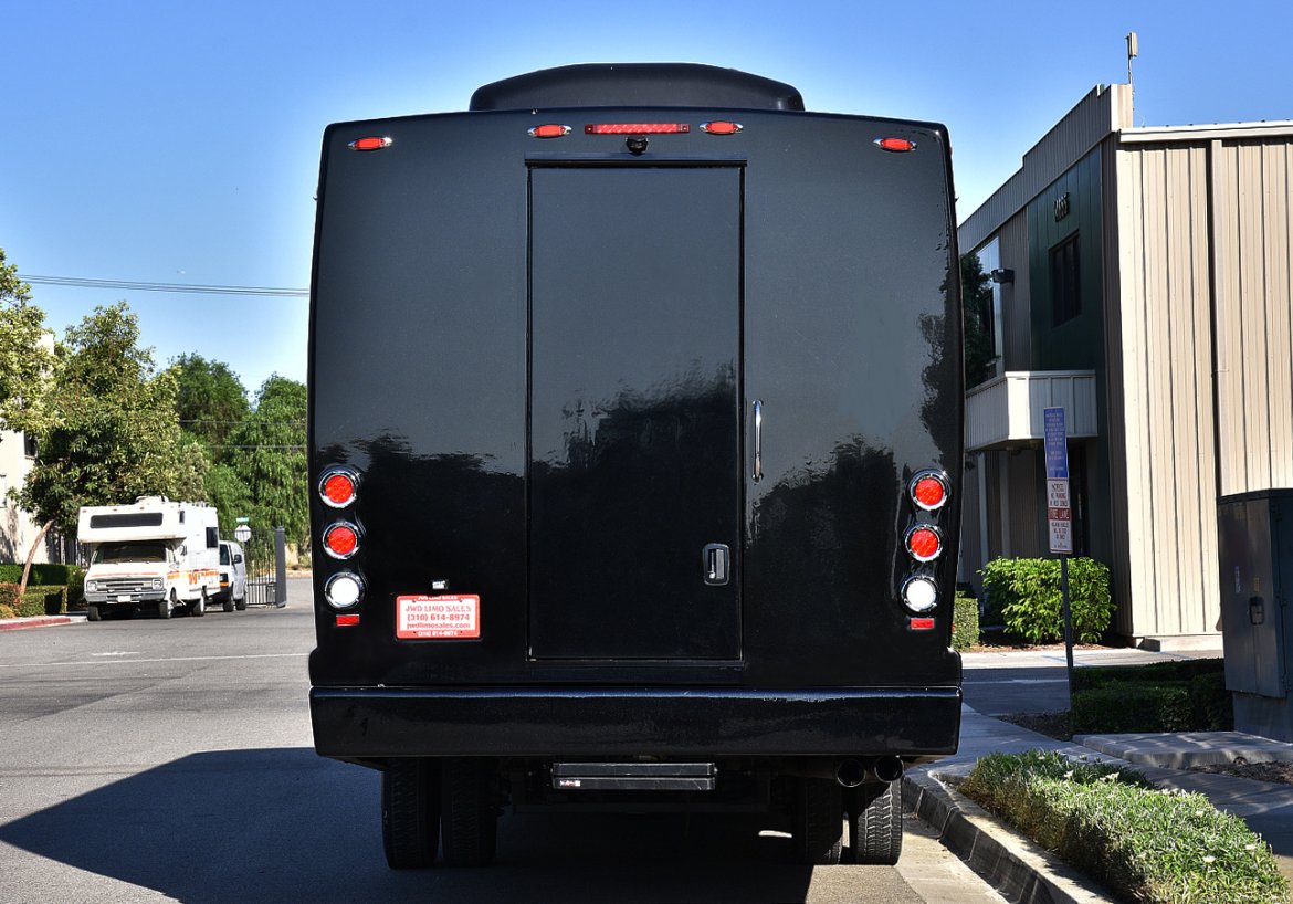 Photo of Limo Bus for sale: 2015 Ford F-550 by Tiffany