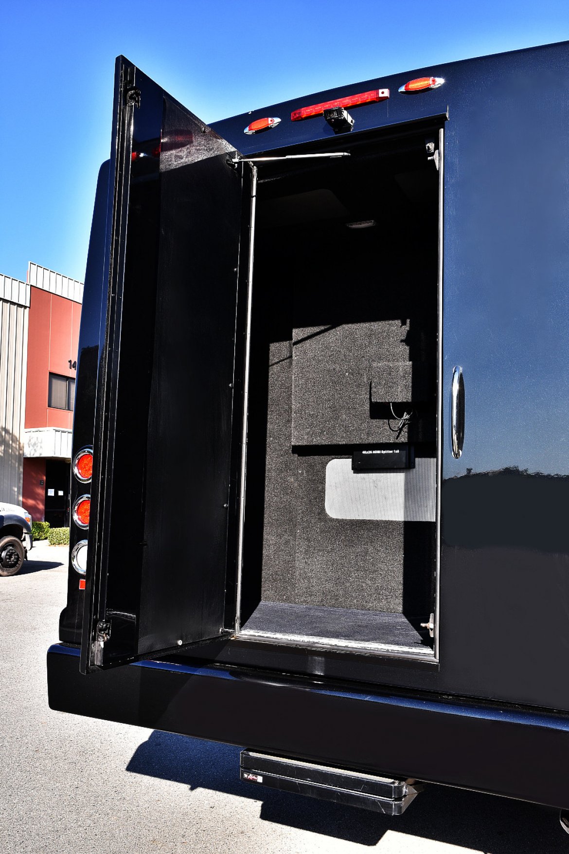 Photo of Limo Bus for sale: 2015 Ford F-550 by Tiffany