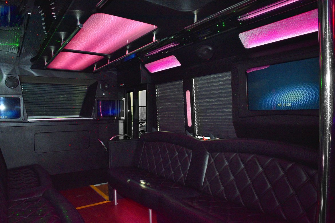 Photo of Limo Bus for sale: 2015 Ford F-550 by Tiffany