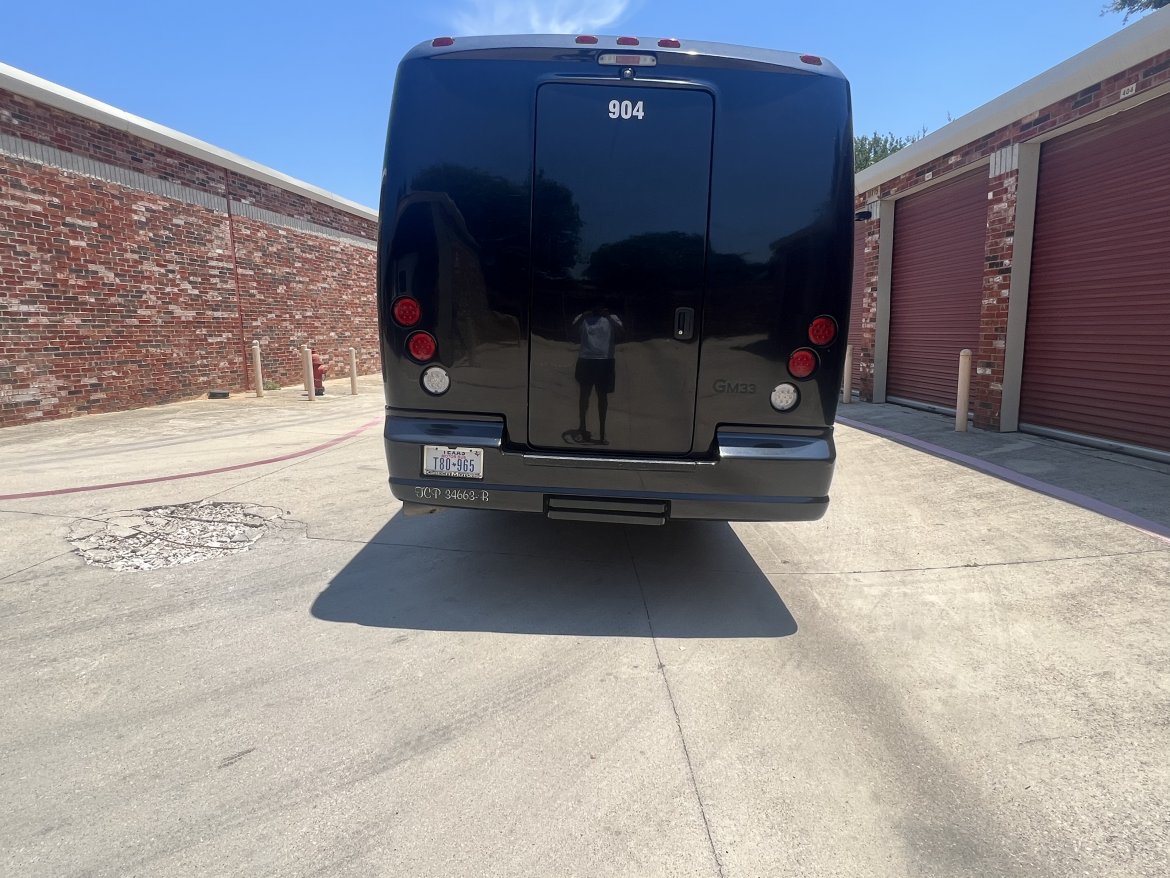 Shuttle Bus for Sale in Dallas, TX - Photo 2