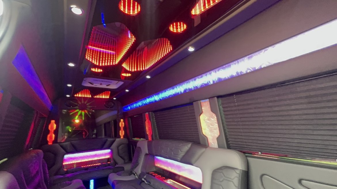 Sprinter for Sale in Arlington, TX - Photo 15