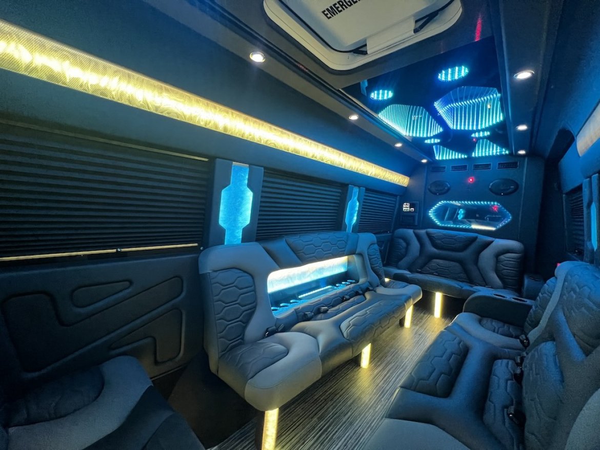 Sprinter for Sale in Arlington, TX - Photo 18