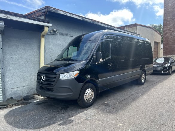 2023 Climb Entertainment LLC Mercedes-Benz Limo Sprinter Limo Bus