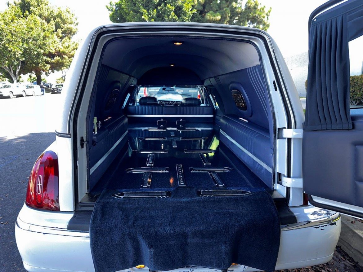 Funeral for Sale in Carson, CA - Photo 9