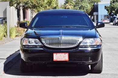 2011 Lincoln Town Car Limousine for Sale in Fontana, California, US - Photo 4