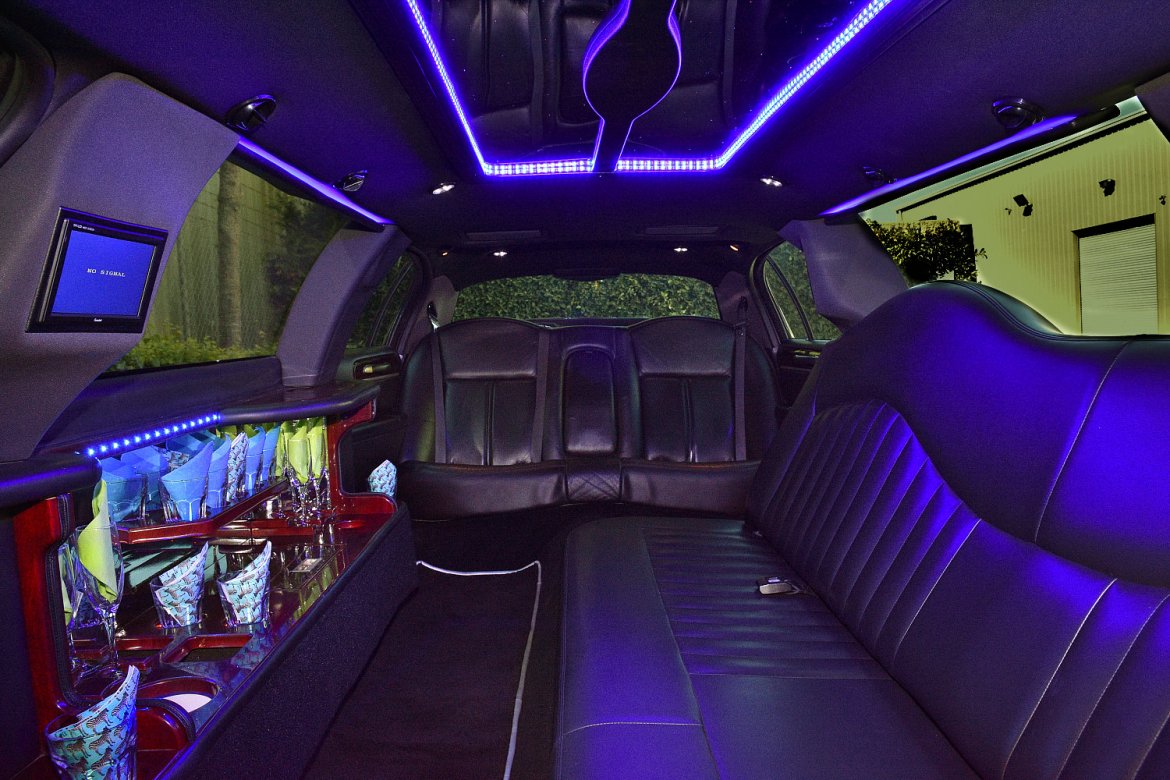 Photo of Limousine for sale: 2011 Lincoln Town Car 120&quot; by Dabryan