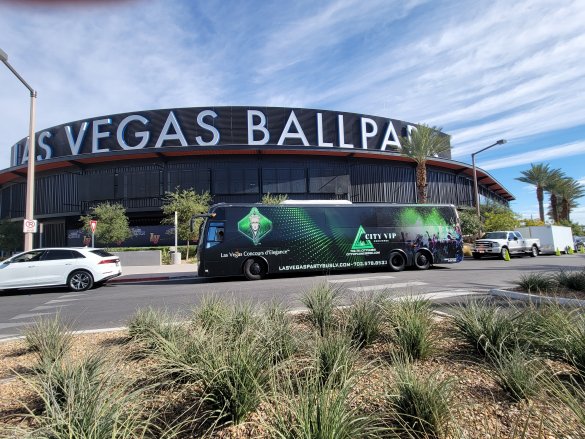 2007 BCI Falcon 45 Limo Bus for Sale in Las Vegas, NV - Photo 3