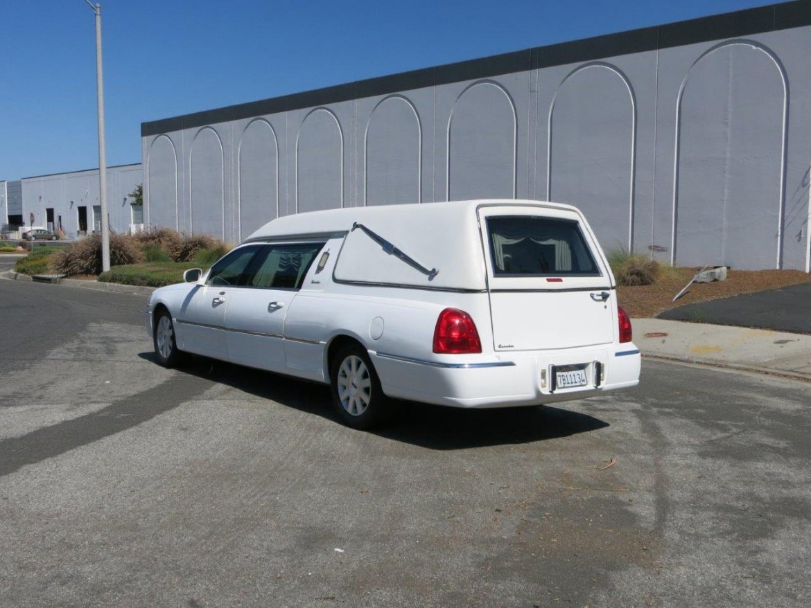 Funeral for Sale in Carson, CA - Photo 7