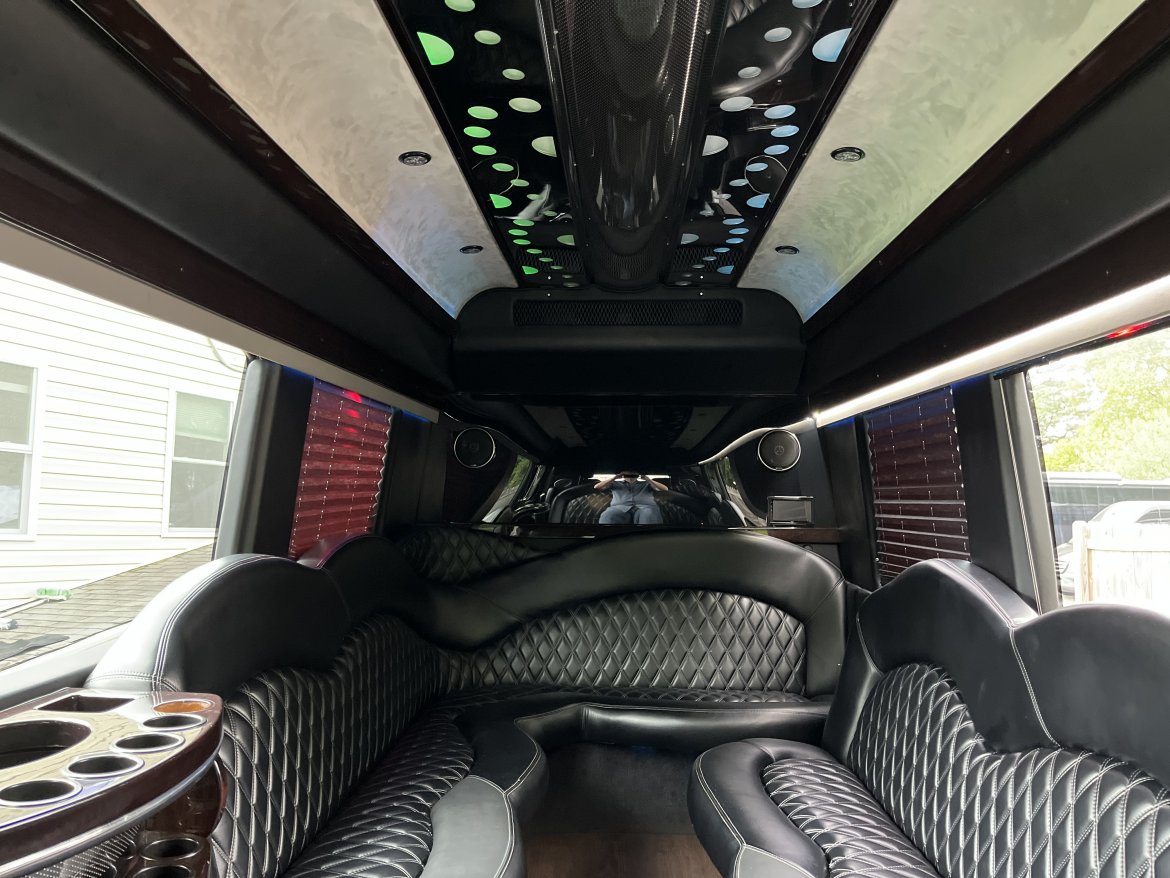 Limousine for Sale in Pasadena, MD - Photo 6