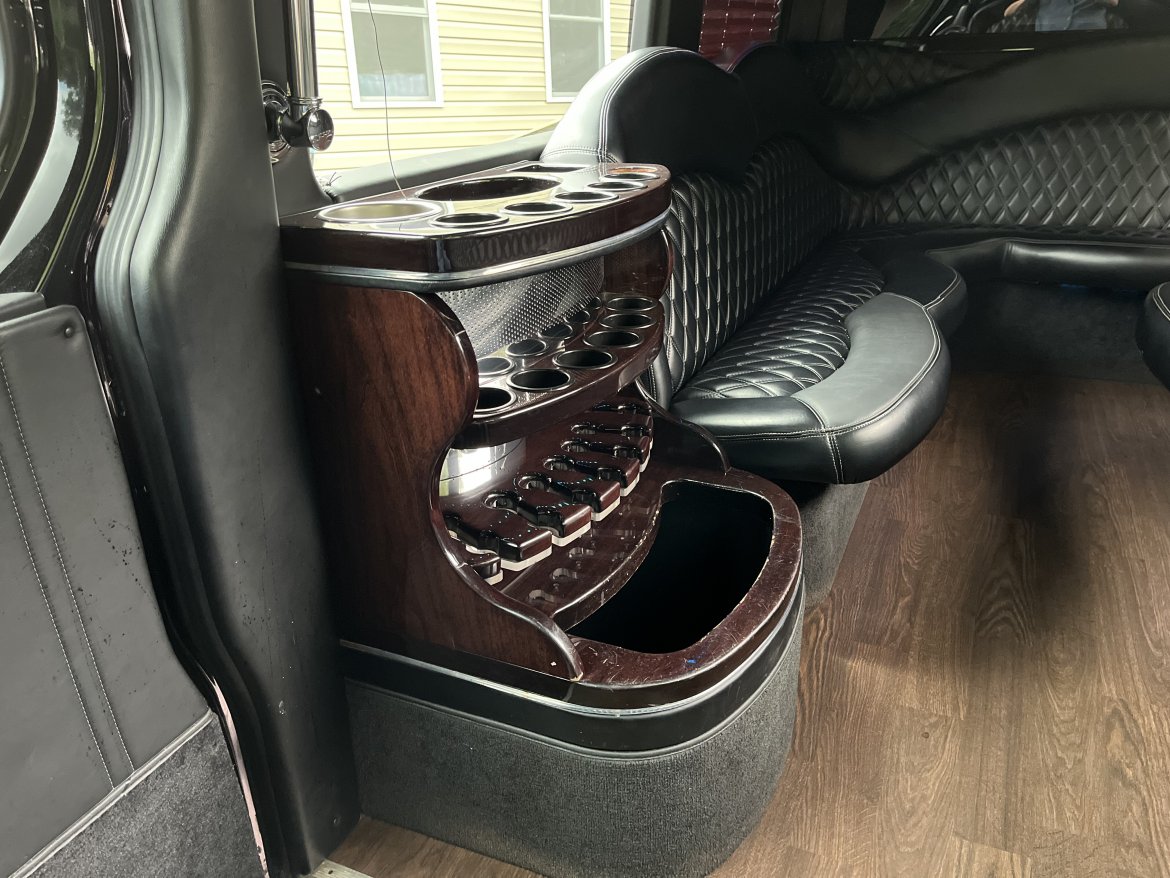 Limousine for Sale in Pasadena, MD - Photo 8