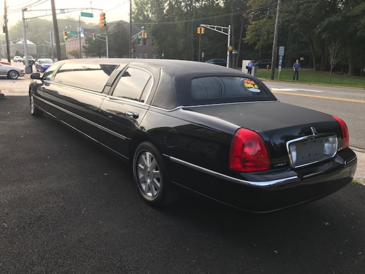 Photo of Limousine for sale: 2003 Lincoln Town Car 120&quot; by Tiffany