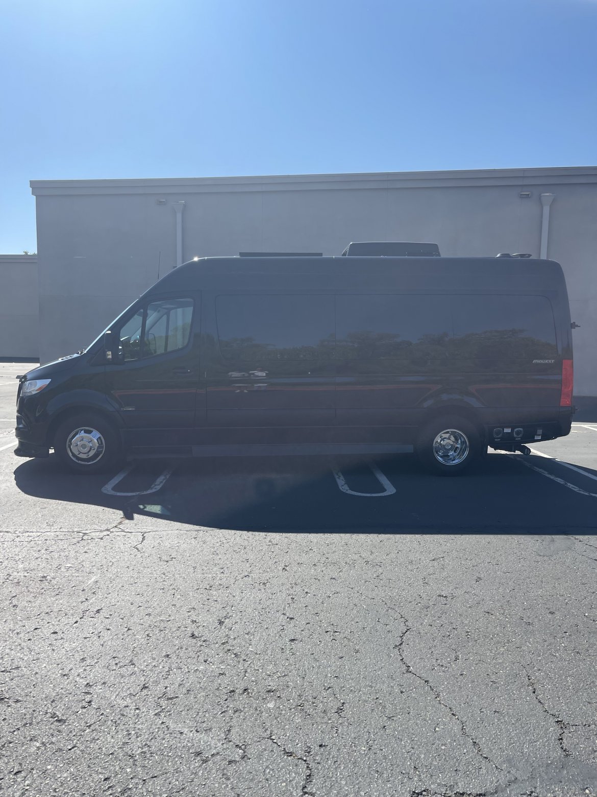 CEO SUV Mobile Office for Sale in La Mesa, CA - Photo 3