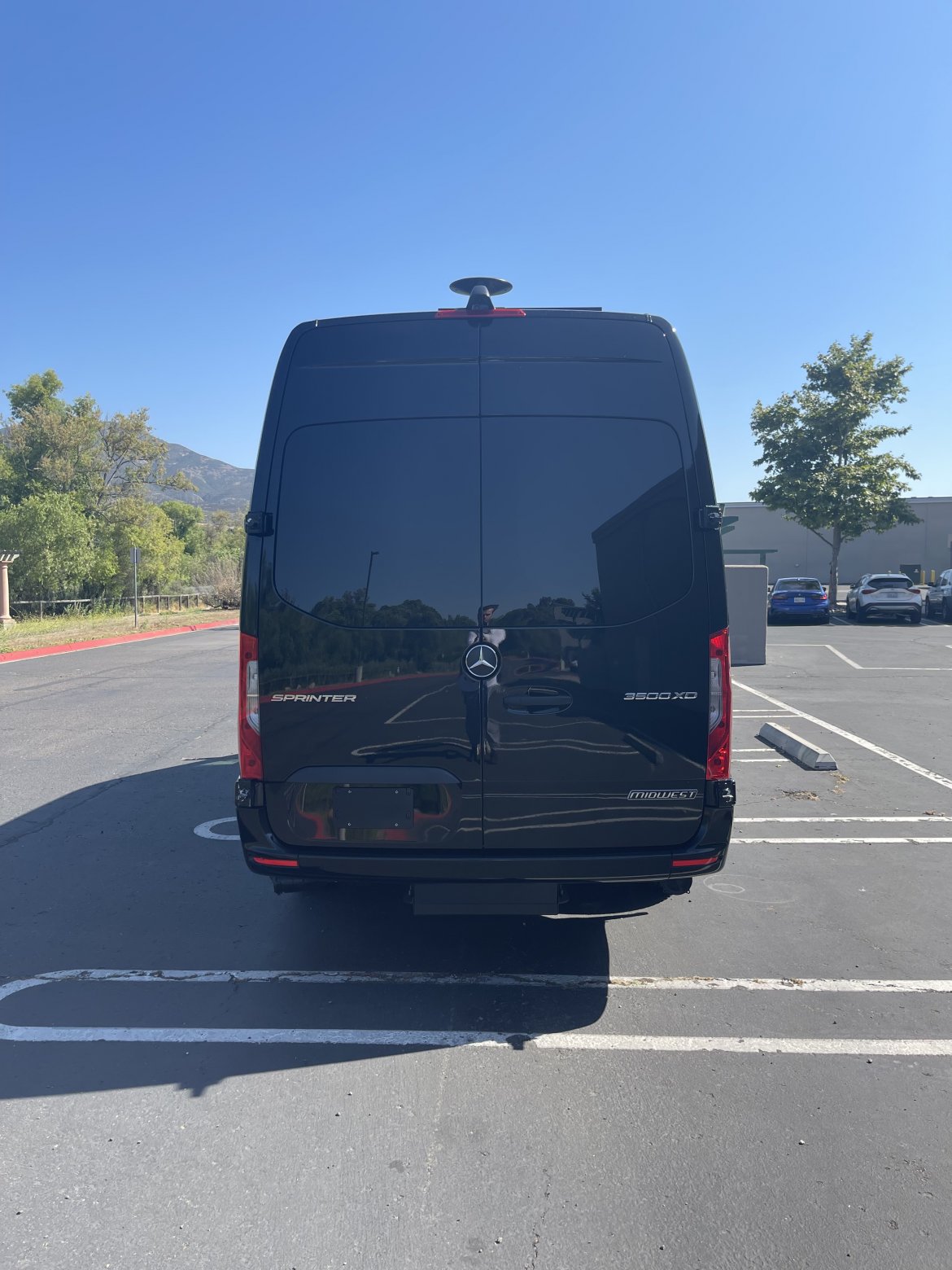 CEO SUV Mobile Office for Sale in La Mesa, CA - Photo 5
