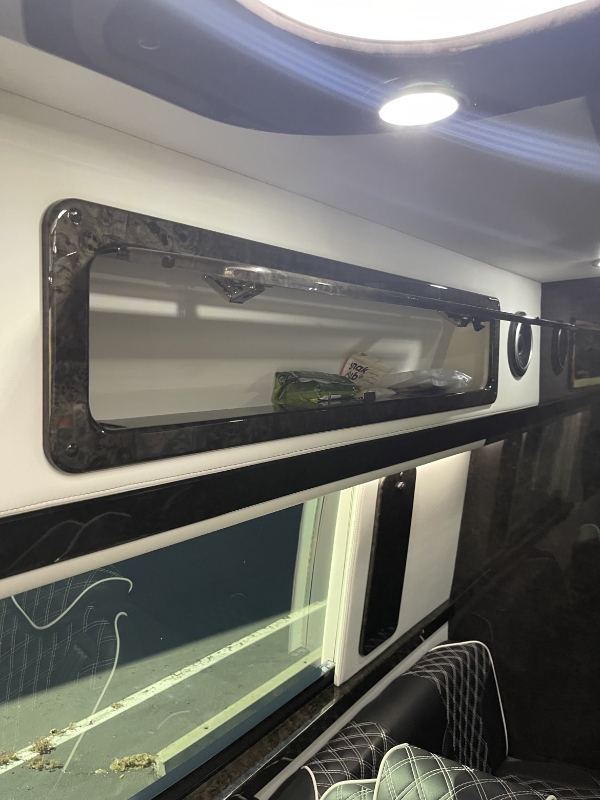 CEO SUV Mobile Office for Sale in La Mesa, CA - Photo 17