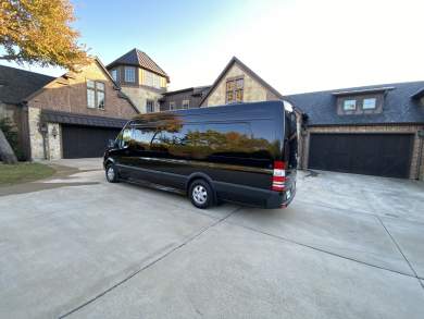 2017 Mercedes-Benz 2500 Sprinter for Sale in DFW, Texas, US - Photo 4