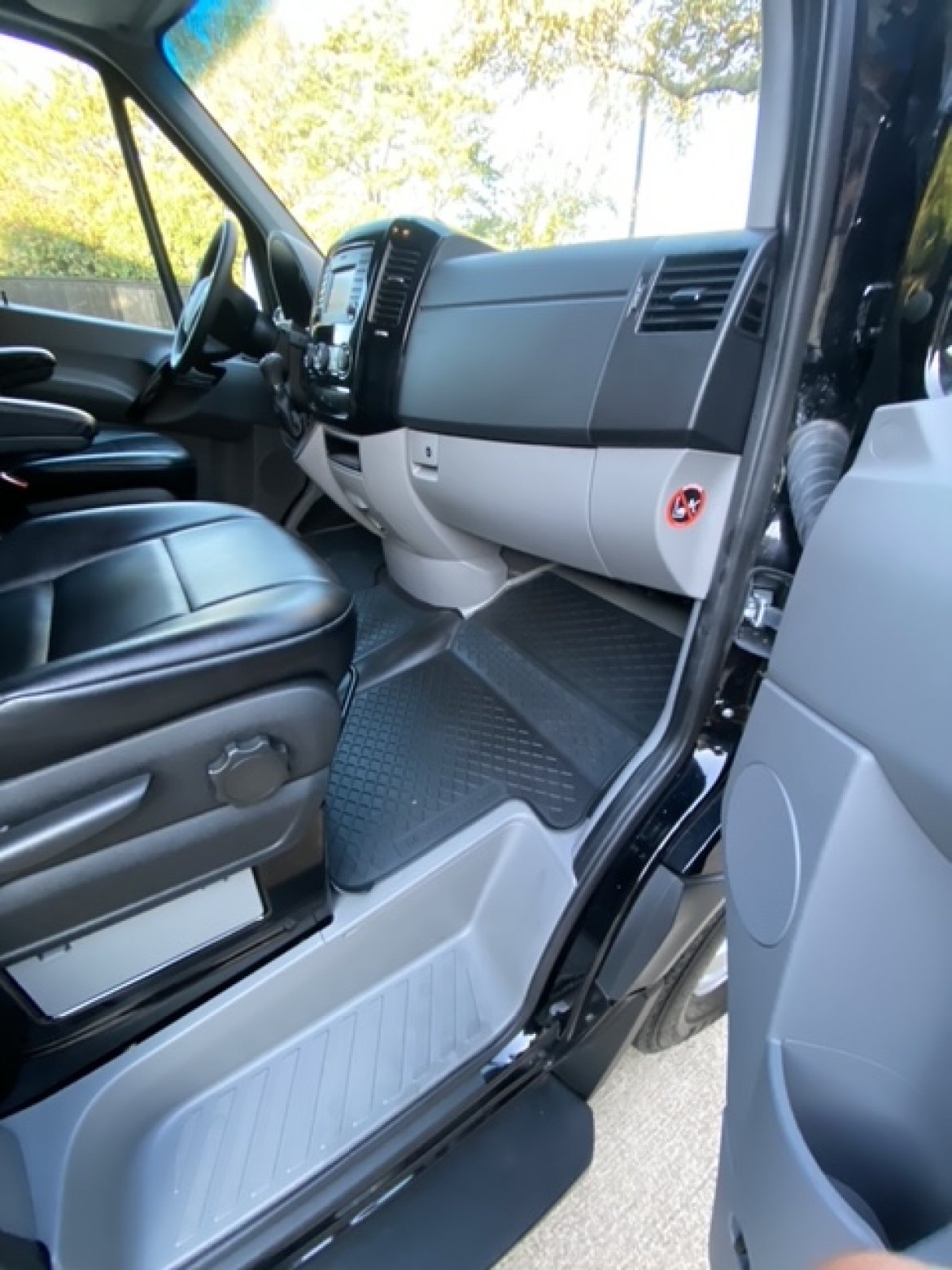 Used 2017 MercedesBenz 2500 for sale in DFW, TX WS16664 We Sell Limos