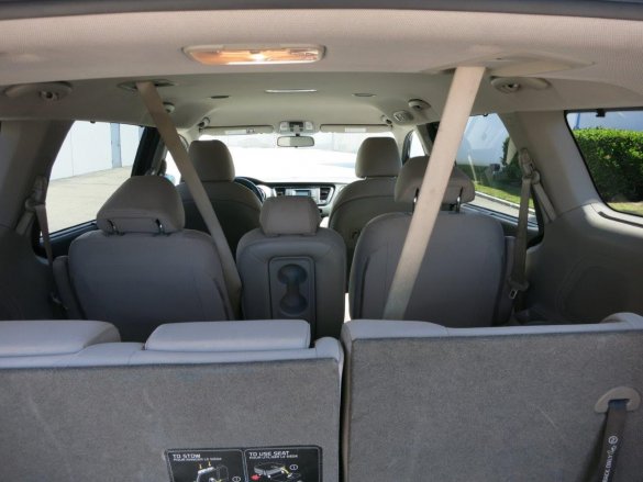 2016 Kia Sedona LX Van