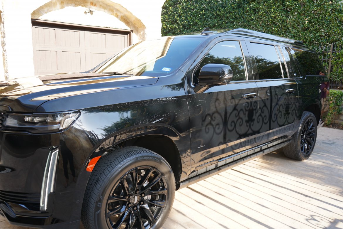CEO SUV Mobile Office for Sale in Ontario, CA - Photo 3