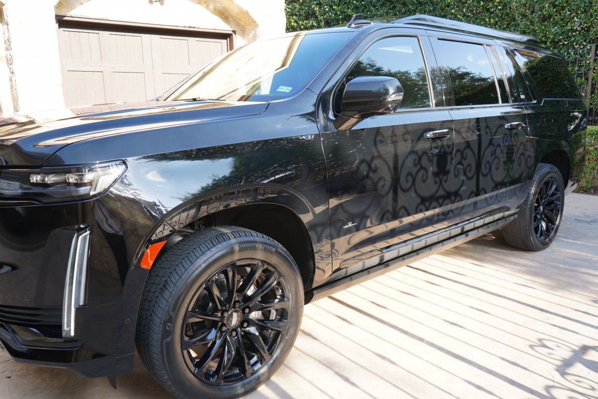 CEO SUV Mobile Office for Sale in Ontario, CA - Photo 6