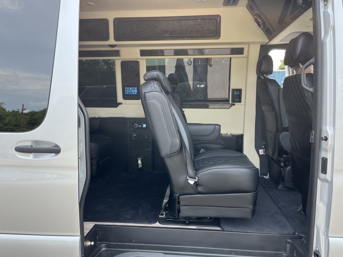 New 2023 Mercedes-Benz Sprinter 3500 170 ext AWD for sale in Pasadena ...